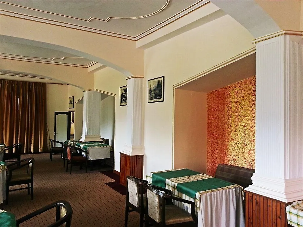 Royal Jardin Whistling Pines Resort Shimla