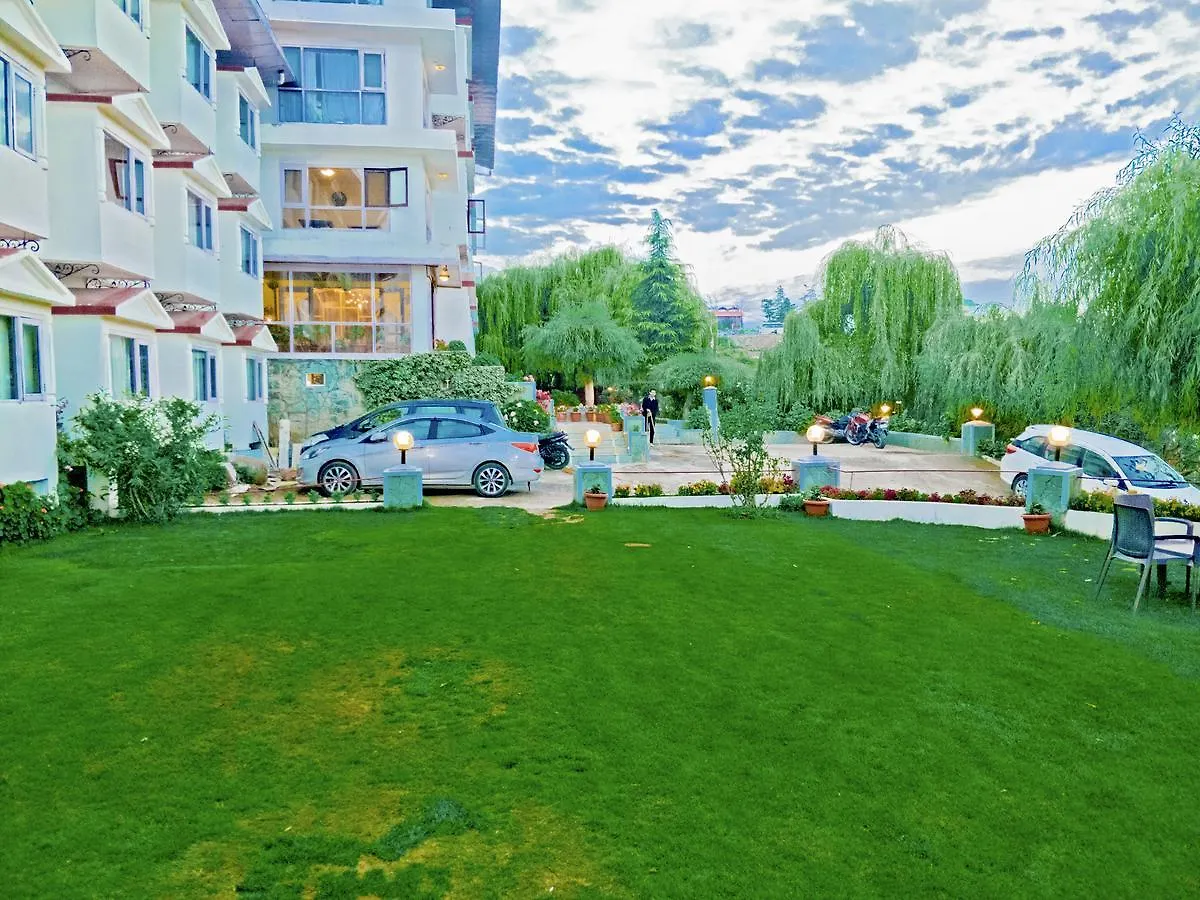 Royal Jardin Whistling Pines Resort Shimla