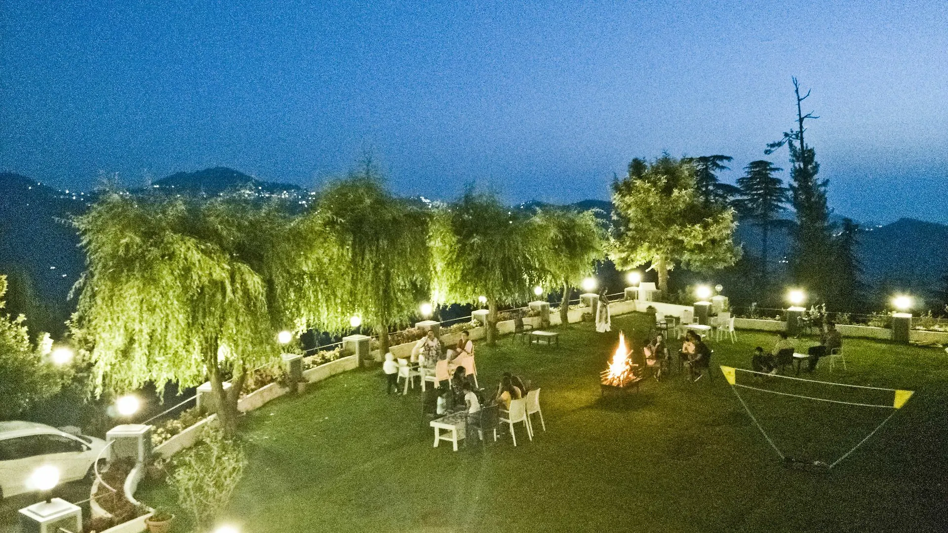 Royal Jardin Whistling Pines Resort Shimla Indien